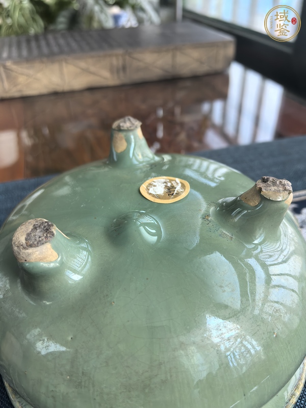 古玩陶瓷綠釉獅耳爐真品鑒賞圖