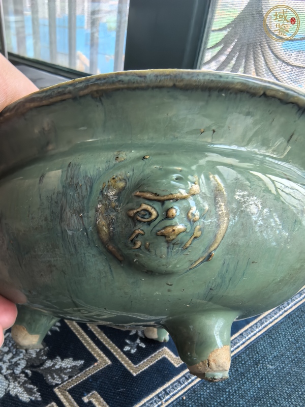 古玩陶瓷綠釉獅耳爐真品鑒賞圖