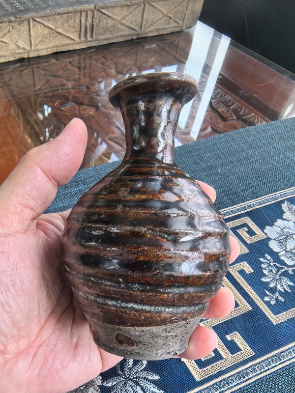 古玩轉賣明末清初·褐釉撇口瓶拍賣，當前價格2200元