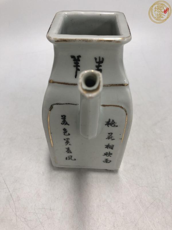 古玩民國粉彩桃花侍女方壺真品鑒賞圖