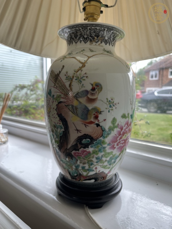 古玩花鳥紋粉彩瓶真品鑒賞圖