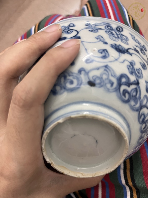 古玩陶瓷青花花卉紋碗真品鑒賞圖