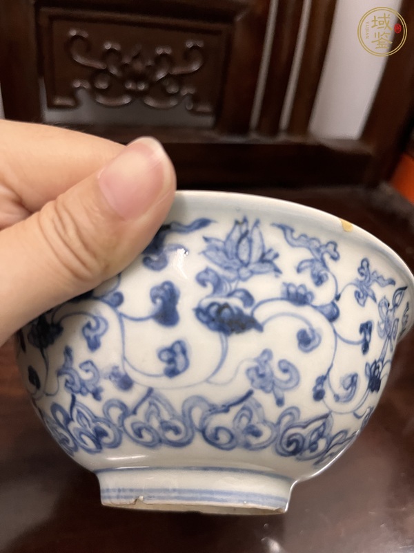 古玩陶瓷明成化青花碗真品鑒賞圖