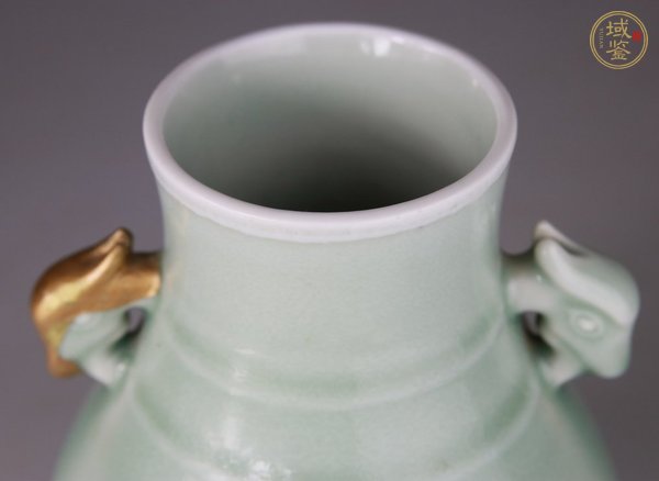 古玩陶瓷青釉尊真品鑒賞圖