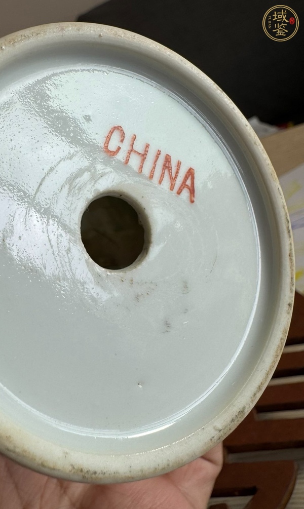 古玩陶瓷粉彩花卉紋觀音瓶真品鑒賞圖