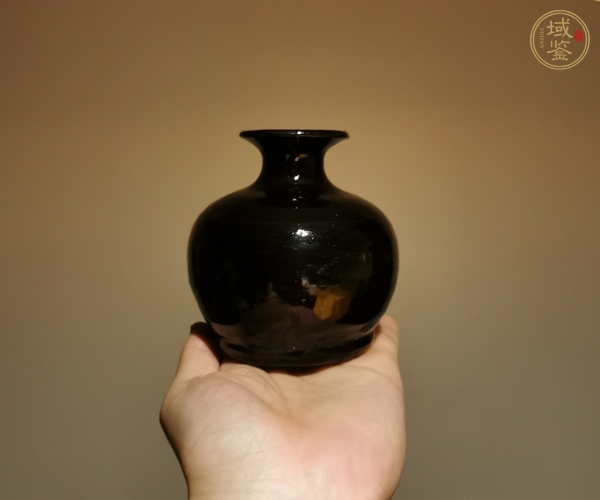 古玩陶瓷黑釉瓶真品鑒賞圖