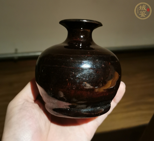 古玩陶瓷黑釉瓶真品鑒賞圖