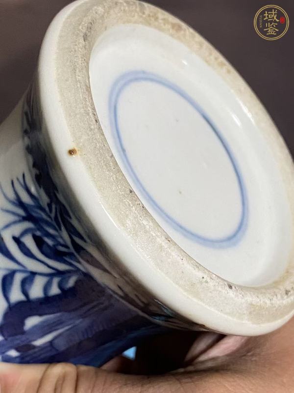 古玩陶瓷花蝶紋青花雞腿蓋瓶真品鑒賞圖