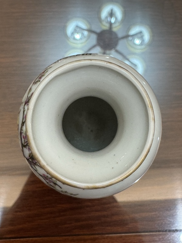 古玩陶瓷三娘教子圖粉彩瓶拍賣，當前價格16888元
