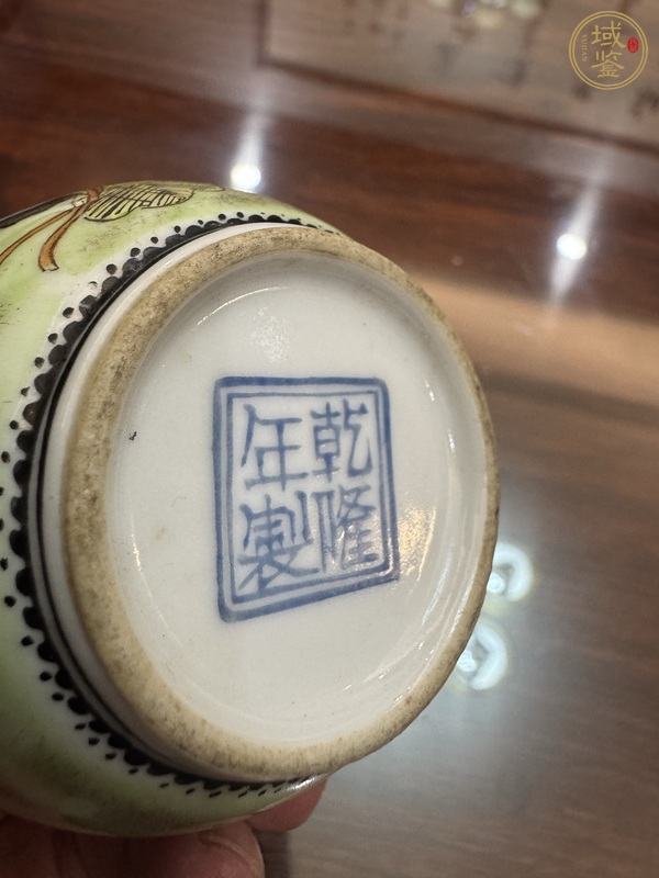 古玩陶瓷三娘教子圖粉彩瓶真品鑒賞圖