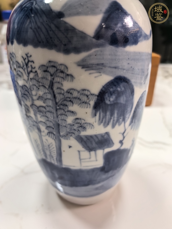 古玩陶瓷青花山水人物撇口瓶真品鑒賞圖