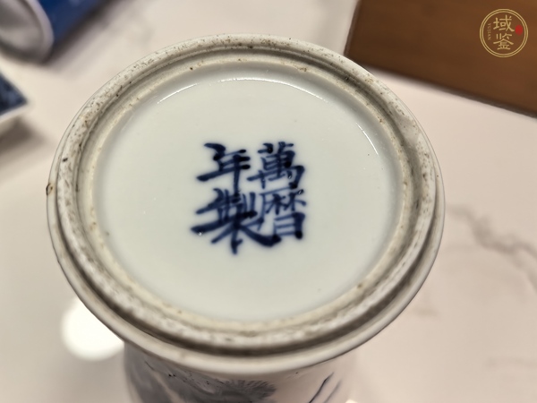 古玩陶瓷青花花鳥紋梅瓶真品鑒賞圖