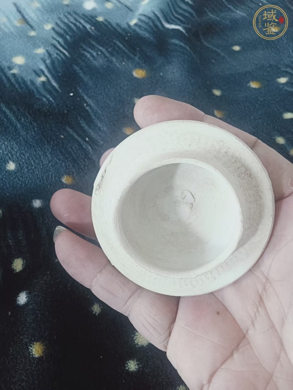 古玩陶瓷堆塑瓶真品鑒賞圖