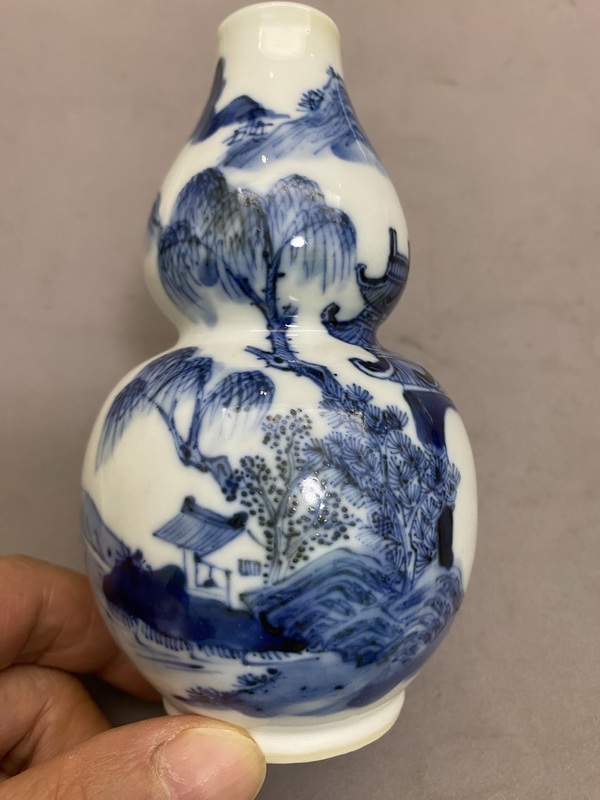 古玩轉(zhuǎn)賣青花山水人物紋葫蘆瓶拍賣，當(dāng)前價(jià)格998元