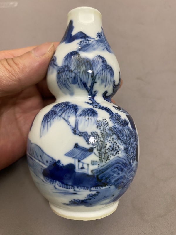 古玩陶瓷青花山水人物紋葫蘆瓶拍賣，當(dāng)前價(jià)格5980元
