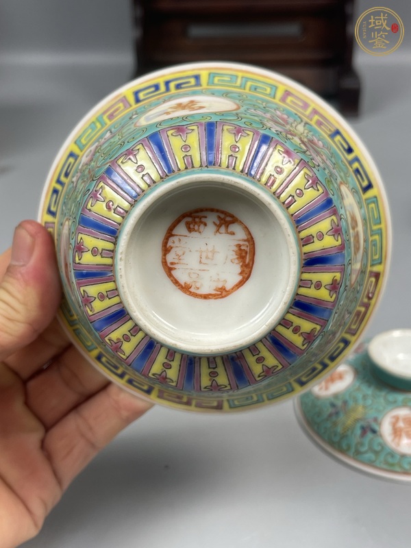 古玩陶瓷松石綠粉彩萬壽無疆蓋碗真品鑒賞圖