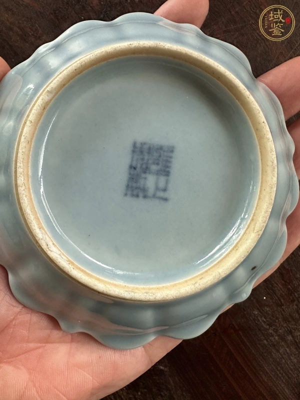 古玩陶瓷雍正款花口洗真品鑒賞圖