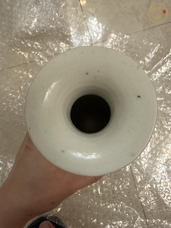 古玩陶瓷油粉彩人物故事紋撇口瓶真品鑒賞圖