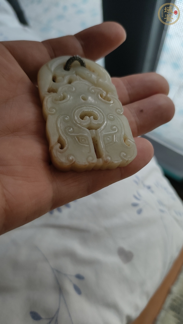 古玩青白玉府上有龍牌真品鑒賞圖