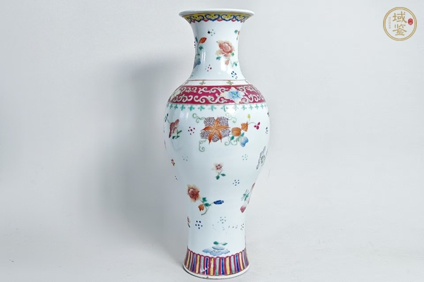古玩陶瓷粉彩花卉紋觀音瓶真品鑒賞圖