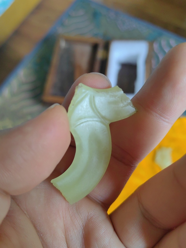 古玩玉器玉殘片標本拍賣，當前價格6000元