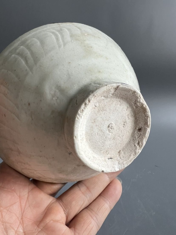 古玩陶瓷北宋青白釉刻雙面工刻花斗笠盞拍賣，當(dāng)前價(jià)格998元
