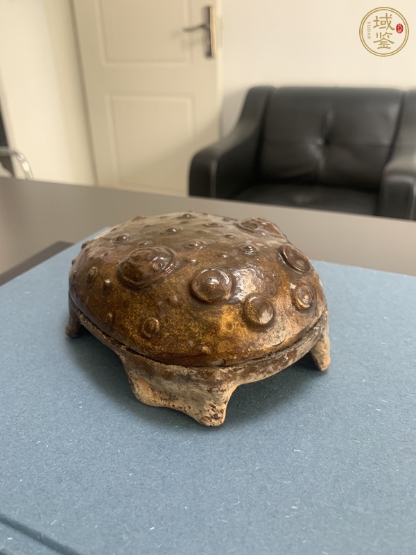 古玩陶瓷金蟾澄泥硯真品鑒賞圖
