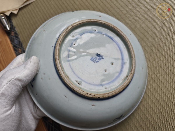 古玩陶瓷青花人物故事紋盤真品鑒賞圖