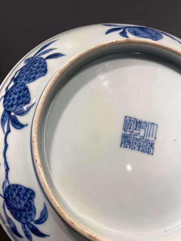 古玩陶瓷青花盤(pán)拍賣(mài)，當(dāng)前價(jià)格2800元