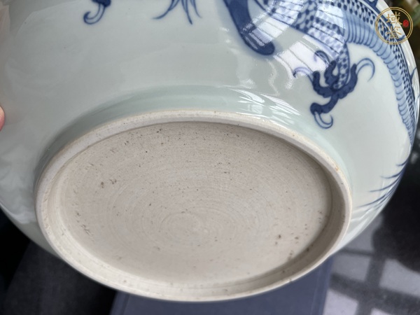 古玩陶瓷青花過墻龍紋盤真品鑒賞圖