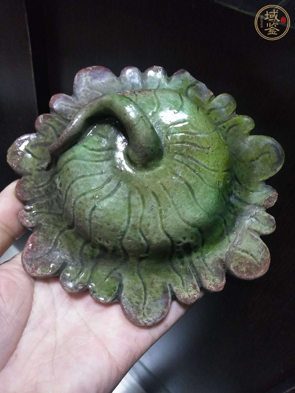 古玩陶瓷綠釉荷葉蓋真品鑒賞圖