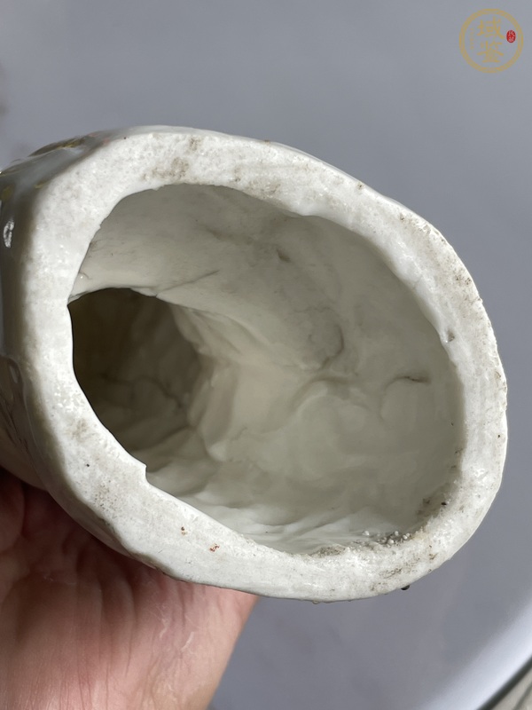 古玩陶瓷德化窯觀音塑像真品鑒賞圖
