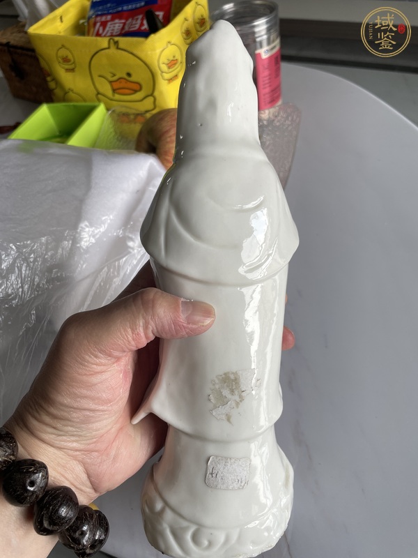 古玩陶瓷德化窯觀音塑像真品鑒賞圖