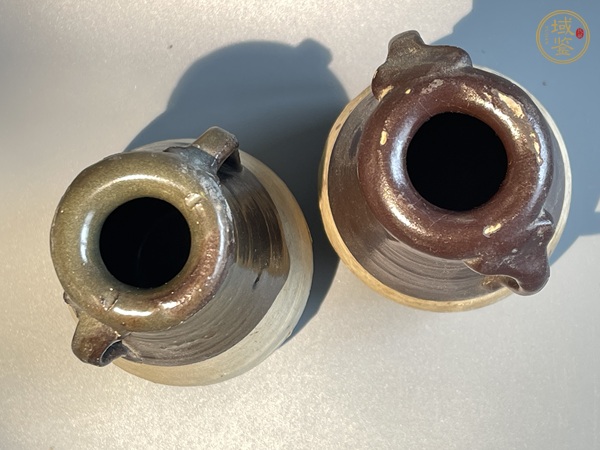 古玩陶瓷醬釉雙耳瓶真品鑒賞圖