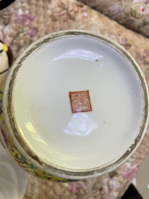 古玩粉彩瓶真品鑒賞圖