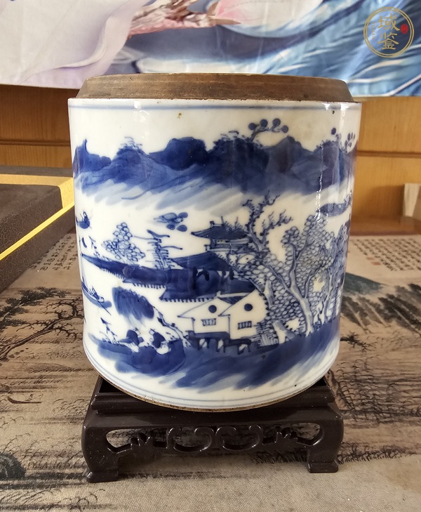 古玩青花蓋缸真品鑒賞圖