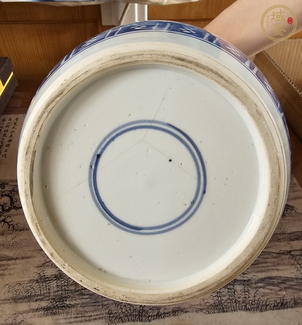 古玩陶瓷花間壽字青花罐真品鑒賞圖
