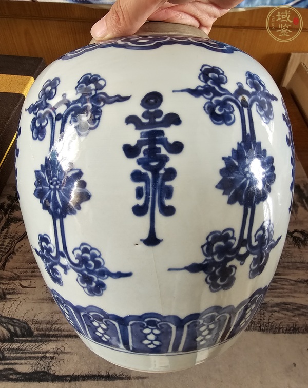 古玩陶瓷花間壽字青花罐真品鑒賞圖