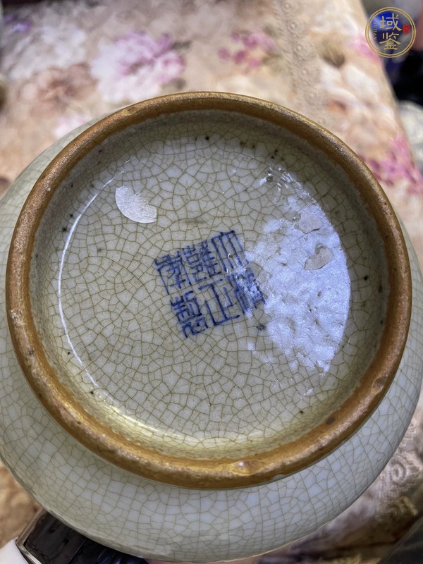 古玩陶瓷哥釉瓶真品鑒賞圖