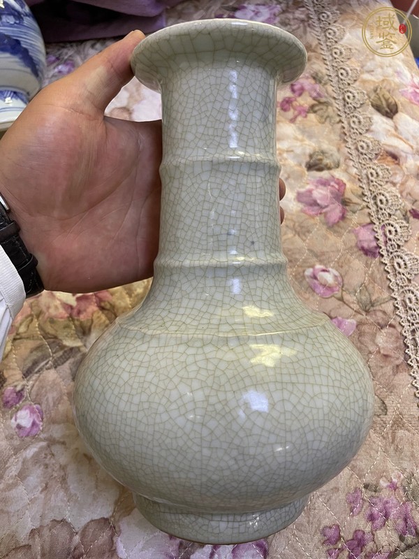 古玩陶瓷哥釉瓶真品鑒賞圖