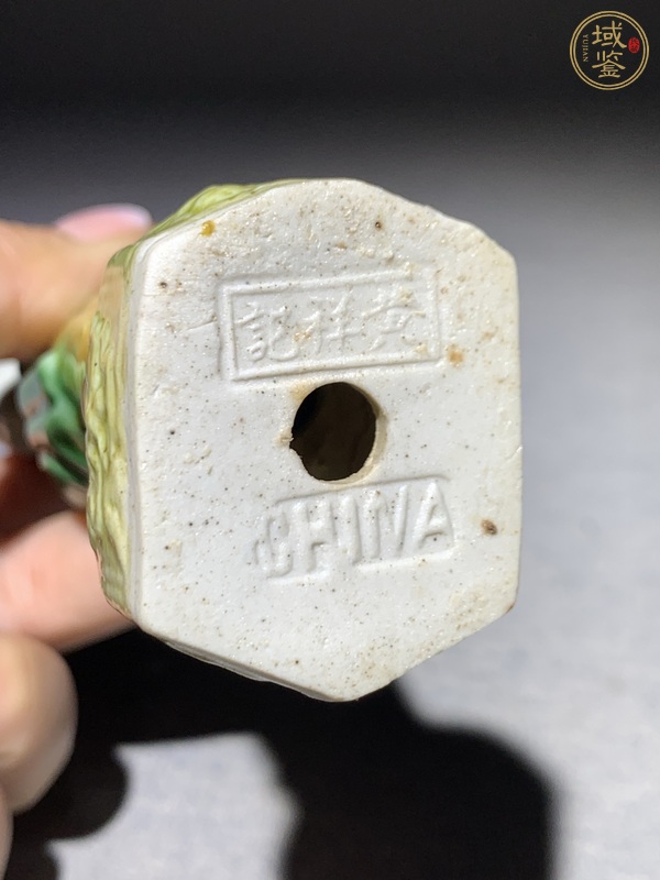 古玩陶瓷素三彩人物造像真品鑒賞圖