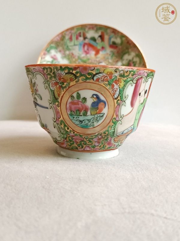 古玩陶瓷廣彩描金人物花卉紋杯碟真品鑒賞圖