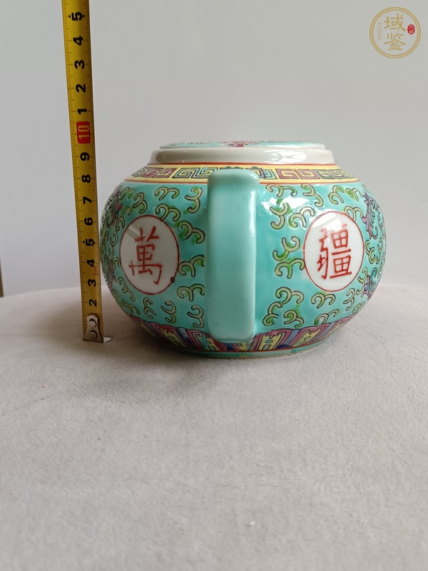 古玩陶瓷松石綠地粉彩萬壽無疆紋茶壺真品鑒賞圖