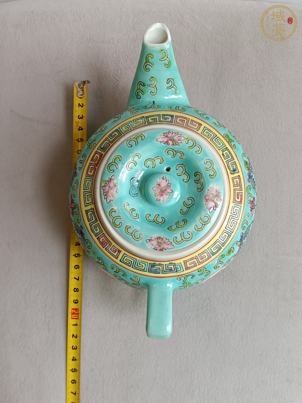 古玩陶瓷松石綠地粉彩萬壽無疆紋茶壺真品鑒賞圖