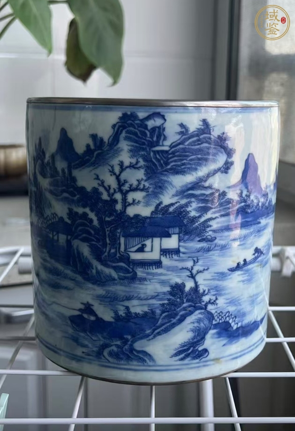 古玩陶瓷青花山水人物紋筆筒真品鑒賞圖