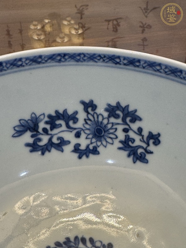古玩陶瓷人物紋青花碗真品鑒賞圖
