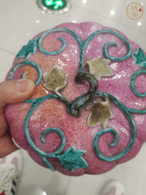 古玩陶瓷胭脂紅彩蓋盒真品鑒賞圖