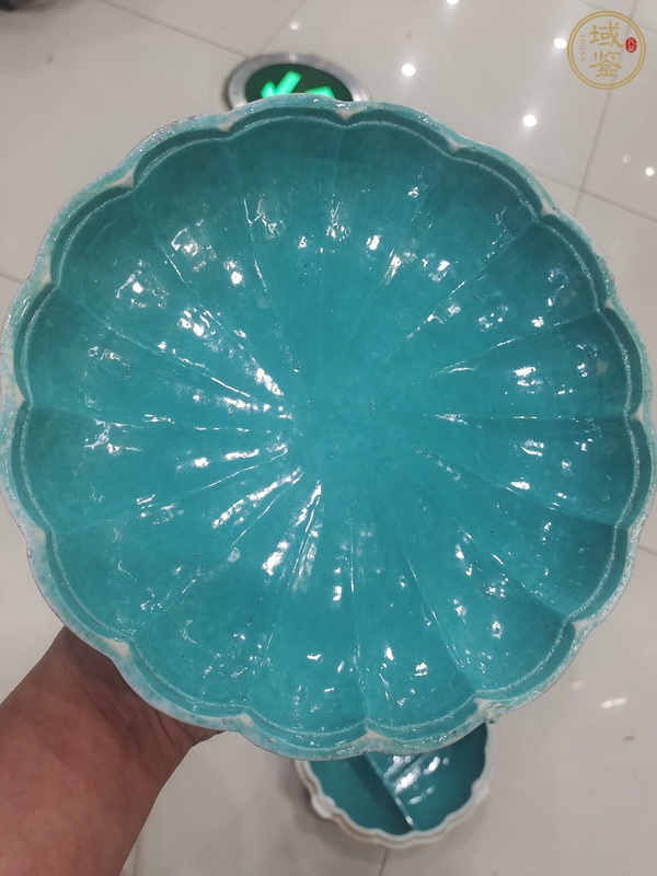 古玩陶瓷胭脂紅彩蓋盒真品鑒賞圖