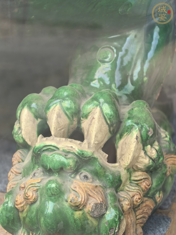 古玩陶瓷琉璃釉獅子造像真品鑒賞圖