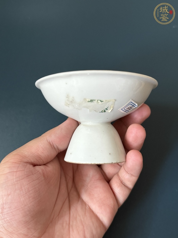 古玩陶瓷百花不落地粉彩高足盤真品鑒賞圖